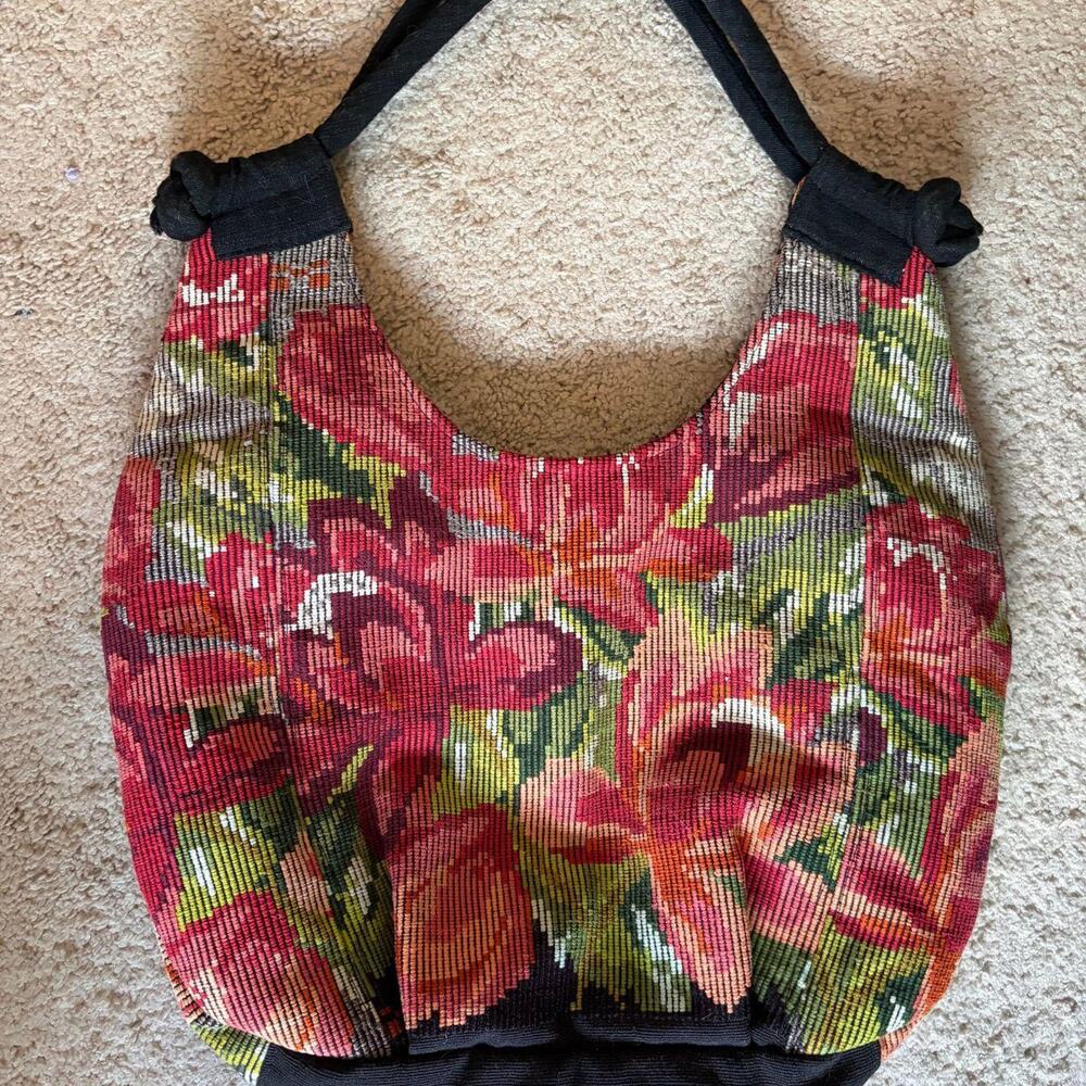 VINTAGE‎ / ARTISAN UNIQUE BATIK WOVEN TAPESTRY HOBO BAG
